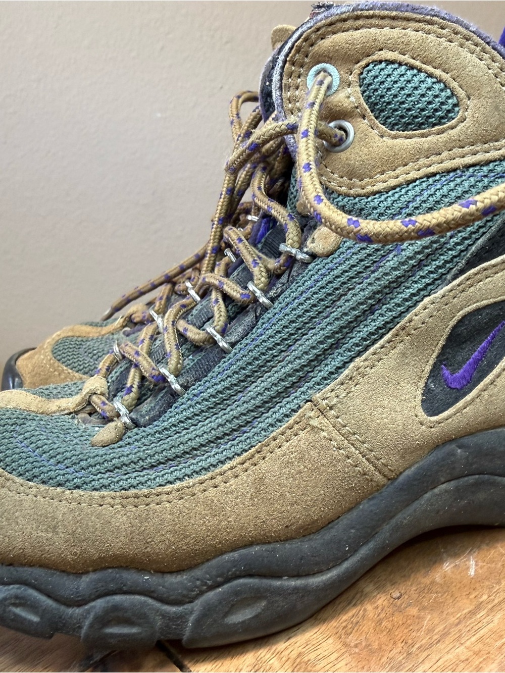 Nike ACG Green and Purple Suede Mesh High-Top Sneakers 7.5